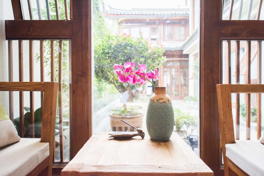 Lijiang Yue Tu Inn Bagian luar foto