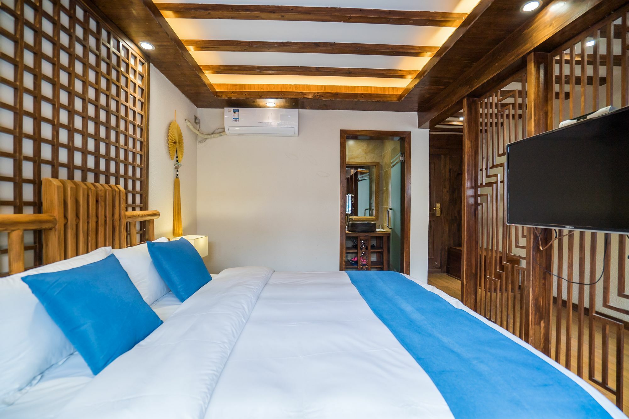 Lijiang Yue Tu Inn Bagian luar foto